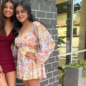 Selling my once worn homecoming dress!! made me feel so pretty!!